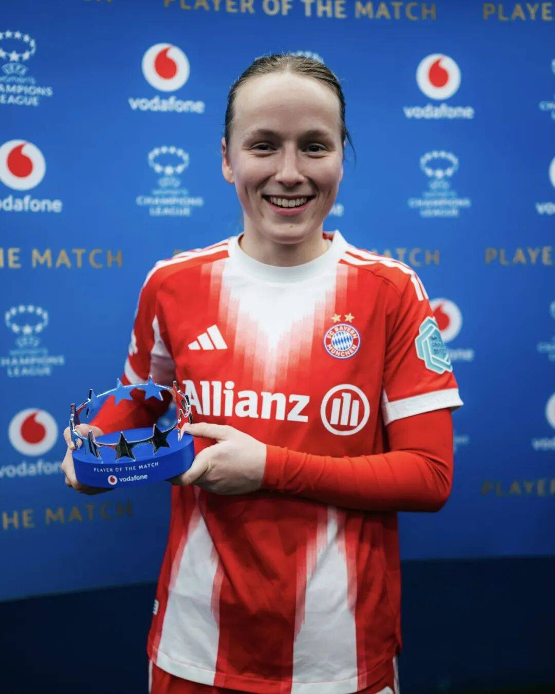 张志磊沦为垫脚石！卡巴耶尔成民族英雄，拳迷：他该当库尔德国王