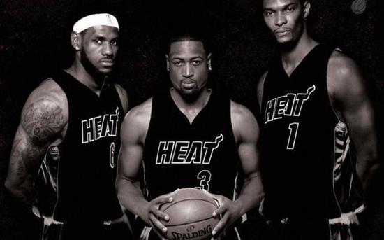 图片报：多特高层现在目标是联赛亚军、欧冠联赛阶段前八晋级