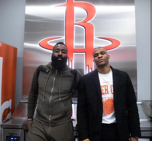 棒球与生物力学：投手放球点高度与肩膀伤病率的关联研究