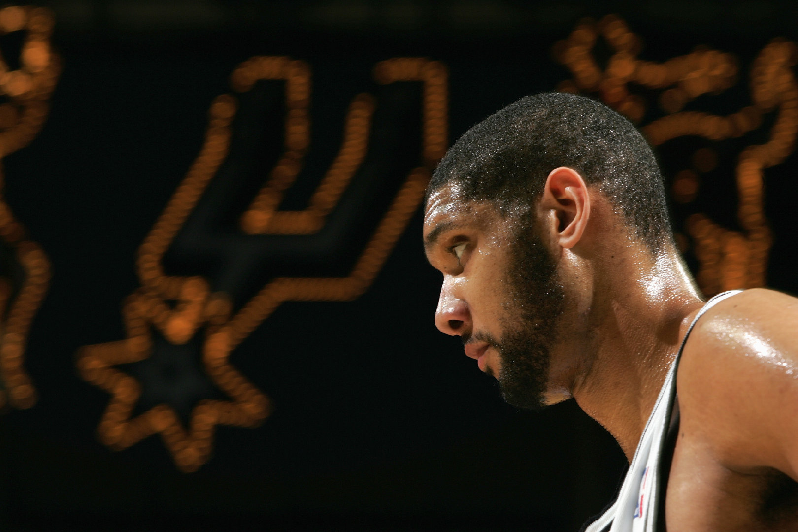 RNG天价官司曝光，仅仅一个案件，就被执行1.6亿，观众大开眼界