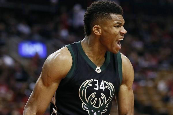 湖人91-107不敌马刺，东契奇38+10+10，文班亚马16+14